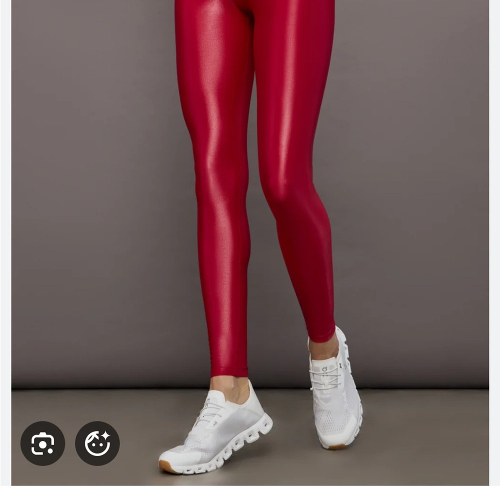 Carbon38 Takara Shine Red mid rise leggings